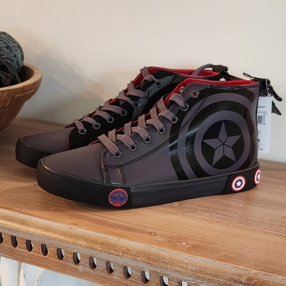 Marvel Other - 👟 Captain America High-Top Sneakers – Size 10 – Marvel Avengers – New with Tags